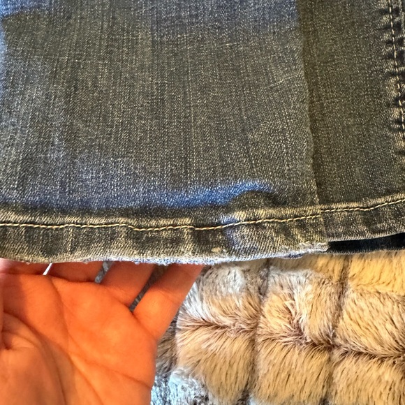 Seven Distressed Denim - Picture 3 of 7